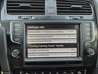 Volkswagen Golf Volkswagen Golf 1.4 TSI GTE DSG/Pano/ACC/Lane/Trekhaak/Led/ - afbeelding nr 17