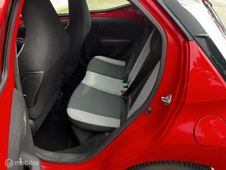 Toyota Aygo Toyota Aygo 1.0 VVT-i 5 DEURS / CRUISE / SCHADE - afbeelding nr 9