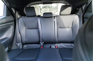 Toyota Yaris Toyota Yaris 1.5 Hybrid 130 Executive JBL Audio | Head Up Display | Lederen bekleding | Dodenhoekdetectie , All-in Rijklaarprijs - afbeelding nr 31