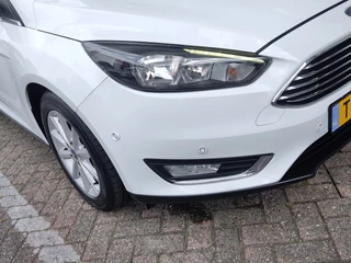 Ford Focus Ford Focus Wagon 1.0 TITANIUM Voorruitverwarming | Keyless | Cruise - afbeelding nr 41