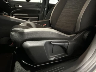 Jeep Avenger Jeep Avenger Longitude 54 kWh | Navigatie | Voorruit Verwarming | Fabrieks Garantie | | Soh (batterijcheck) 96 % - afbeelding nr 4