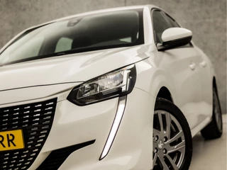 Peugeot 208 Peugeot 208 1.2 PureTech Sport (APPLE CARPLAY, NAVIGATIE, 360 CAMERA, PARKEERSENSOREN, LM VELGEN, SPORTSTOELEN, CRUISE, LANE ASSIST, NIEUWE APK, NIEUWSTAAT) - afbeelding nr 16