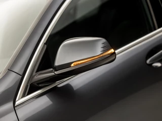 BMW 1 Serie Automaat (PANORAMADAK, M PAKKET, APPLE CARPLAY, GROOT NAVI, STOELVERWARMING, LEDEREN SPORTSTOELEN, CAMERA, GETINT GLAS, M SPORT BESTURING, SFEERVERLICHTING, NIEUWE APK, NIEUWSTAAT) - afbeelding nr 39