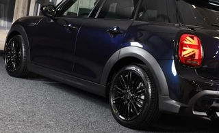 MINI Cooper Mini Mini 1.5 Cooper Camden Plus Edition / AUT / 5 Deurs / Navi / HK / Ecc / Head Up / Digital Cockpit / Open Panorama / Led / Pdc - afbeelding nr 41