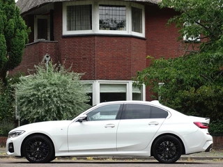 BMW 3 Serie BMW 3 Serie 330i 258PK High Ex. M-Sport / M-Perf. 2019 / LED / *NAP* - afbeelding nr 5