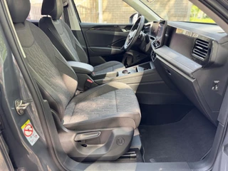 Volkswagen Tiguan Volkswagen TIGUAN 1.5 eTSI DSG Lane ass Drive pilot CarPlay 150 PK Keyless Camera Sfeerverlichting Life edition Direct leverbaar - afbeelding nr 27