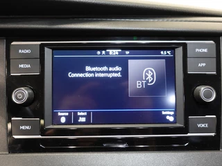 Volkswagen Transporter Volkswagen Transporter 2.0 150PK L2H1 Highline Automaat Dubbele Cabine Airco  Navi Parkeersensoren Camera Trekhaak Carplay - afbeelding nr 26