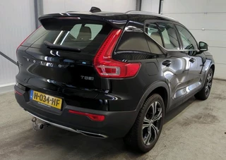 Volvo XC40 Navigatie Trekhaak Leder Stoelverwarming Intellisafe  Suround Camera 19 Inch Velgen Led Koplampen NL Auto Plug In Hybride 1e Eigenaar - afbeelding nr 4