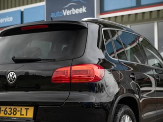 Volkswagen Tiguan Volkswagen Tiguan 1.4TSi DSG6 Cup Sport&Style | Trekhaak 1.800kg. | 2e eigenaar | Climate Control | Stoelverwarming | Parkeer pakket | Winter-pakket | Koplampsproeiers | Multifunctioneel lederen stuurwiel - afbeelding nr 29