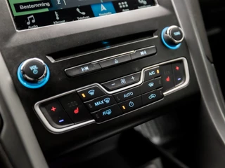 Ford Mondeo Ford Mondeo Wagon 1.5 ST Line 161Pk (APPLE CARPLAY, GROOT NAVI, STOELVERWARMING, GETINT GLAS, SPORTSTOELEN, TREKHAAK, PARKEERSENSOREN, NIEUWE APK, NIEUWSTAAT) - afbeelding nr 9