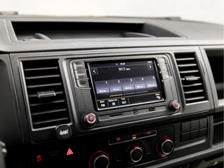 Volkswagen Transporter (APPLE CARPLAY, NAVIGATIE, BLUETOOTH, AIRCO, ELEK PAKKET, ARMSTEUN, SPORTSTOELEN, NIEUWE APK, NIEUWSTAAT) - afbeelding nr 20
