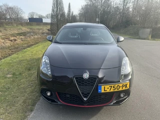 Alfa Romeo Giulietta Alfa Romeo Giulietta 1.750 TBI Veloce, 240pk, kuipstoelen!! - afbeelding nr 3