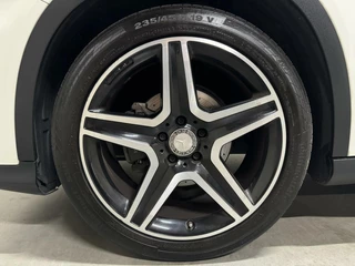Mercedes-Benz GLA Mercedes GLA-klasse 180 AMG Night Edition Pano Sfeer NAP - afbeelding nr 57