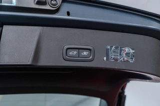 Volvo XC40 Volvo XC40 T2 Geartronic Inscription Pano|Leer|HarmanKardon|Elektrische Achterklep| - afbeelding nr 34