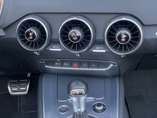 Audi TT Audi TT Roadster 2.0 TFSI S-line LED Leder Virtual Cam 19”LM - afbeelding nr 28