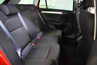 Škoda Superb VIRTUAL/NAVI/TREKHAAK - afbeelding nr 19