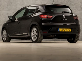 Renault Clio Automaat (NAVIGATIE, CLIMATE, LM VELGEN, SPORTSTOELEN, PARKEERSENSOREN, CRUISE, NIEUWSTAAT) - afbeelding nr 3