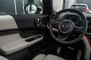MINI Countryman Mini Countryman 2.0 Cooper S E ALL4 220PK Leder|Pano|JCW|VOL - afbeelding nr 31