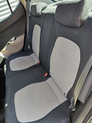 Hyundai i10 - afbeelding nr 9