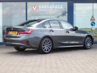 BMW 3 Serie BMW 3 Serie 320i Executive Edition, Automaat / Carplay + Android Auto / Full LED / Camera + Sensoren - afbeelding nr 24