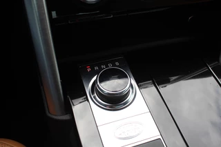 Land Rover Discovery Land Rover Discovery 2.0 Td4 HSE Luxury / Trekhaak / Panoramadak / Camera / 22'' / Luchtvering / Keyless / DAB / Cruise Control - afbeelding nr 26