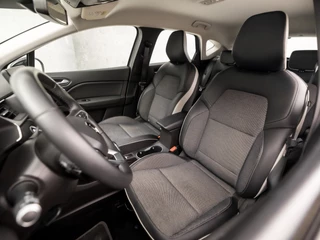Renault Captur Renault Captur 1.3 TCe 140 Intens 141Pk Automaat (APPLE CARPLAY, GROOT NAVI, VIRTUAL COCKPIT, STOELVERWARMING, SPORTSTOELEN, CAMERA, KEYLESS, CRUISE, NIEUWSTAAT) - afbeelding nr 15