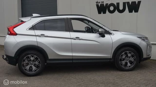 Mitsubishi Eclipse Cross Mitsubishi Eclipse Cross 1.5 DI-T Pure | Trekhaak 1600kg | 18 inch | Camera | Apple Carplay/Android Auto - afbeelding nr 4