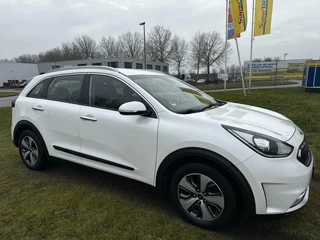 Kia Niro Kia Niro 1.6 GDi Hybrid DynamicLine - NAVI/CAM/CARPLAY/NAP - afbeelding nr 18