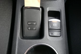 Renault Captur Renault Captur 1.6 E-Techplug 160 RS - LINE CAMERA / FULL MAP NAVI / 18 INCH - afbeelding nr 40