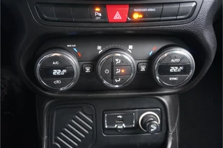 Jeep Renegade Jeep Renegade 1.4 MultiAir Opening Edition distributie gedaan bij 138.*** km..... - afbeelding nr 20