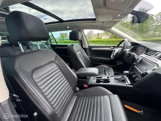 Volkswagen Passat Volkswagen Passat Variant 1.4 TSI GTE DSG LEDER/PANO/AIRCO - afbeelding nr 12