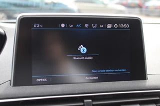Peugeot 3008 Peugeot 3008 1.6 PureTech GT Line / Panoramdak / Camera / Navigatie / 19'' / Keyless / Half leder / Focal Audio / Dodehoek / Cruise Control - afbeelding nr 25