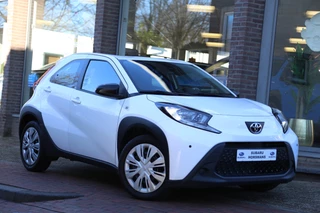 Toyota Aygo X 1.0 VVT-i MT Play Navi Carplay Camera