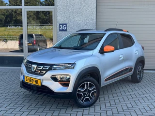 Dacia Spring Comfort Plus (Orange Pack) 27 kWh DC Lader/Navi/Camera/All season banden/CarPlay