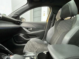 Peugeot 208 Peugeot 208 1.2 PureTech GT 130PK|BOMVOL|CARPLAY|PANO|360| - afbeelding nr 32