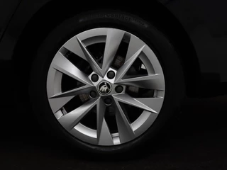 Škoda Octavia Skoda Octavia 1.0 e-TSI Bns Edition Plus | Memory |  Stoelverwarming | Trekhaak | Elektrische achterklep | Head-up | Adaptive cruise control - afbeelding nr 35