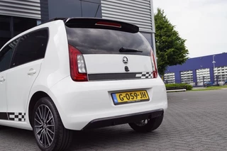 Škoda Citigo Škoda Citigo 1.0 Greentech 75pk Monte Carlo / Panoramaschuifdak / Navi / Bluetooth - afbeelding nr 26