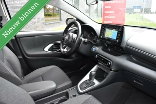 Toyota Yaris Toyota Yaris 1.5 Hybrid Business NAVI/KEYLESS/CAMERA/ETC.! - afbeelding nr 9