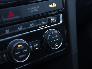 Volkswagen Golf Sportsvan | LED | Pano | Trekhaak wegklapb. | Park Assist | Voorruitverwarming | Camera achter | Winterpakket | Navi | ACC | Alarm | Spiegelpakket - afbeelding nr 31