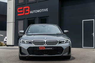 BMW 3 Serie BMW 3-serie Touring 330i M Sport 245pk Adapt.Cruise|Stoelver - afbeelding nr 2