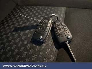 Ford Transit Ford Transit 2.0 TDCI 130pk L3H2 Euro6 Airco | Camera | Navigatie | Cruisecontrol | Stoelverwarming Verwarmde voorruit, Parkeersensoren, Elektrisch verstelbare bestuurdersstoel, Bijrijdersbank - afbeelding nr 20