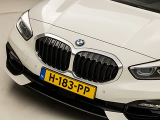 BMW 1 Serie Automaat (VIRTUAL COCKPIT, APPLE CARPLAY, GROOT NAVI, STUUR/STOELVERWARMING, ADAPTIVE CRUISE, LEDER, CAMERA, SPORTSTOELEN, DAB+, GETINT GLAS, NIEUWSTAAT) - afbeelding nr 37