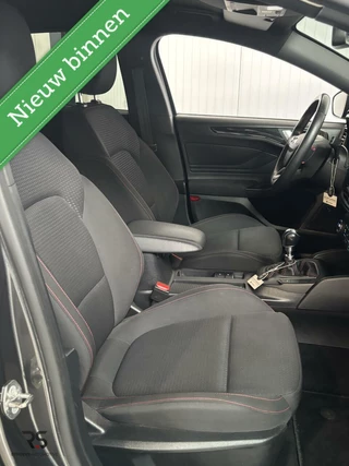 Ford Focus Ford Focus Wagon ST Line Business | Navi | LED | DAB | CarPlay | B&O | Keyless | Trekh. | Clima | Cruise | Org. NLD | - afbeelding nr 47