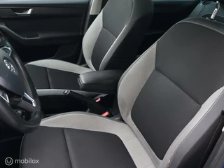 Škoda Fabia Skoda Fabia Combi 1.2 TSI Navigatie Panodak Clima DonkerGlas Pdc DAB - afbeelding nr 21