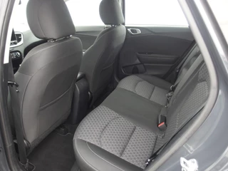 Kia Ceed Sportswagon Kia Ceed Sportswagon 1.0 T-GDi DynamicLine GR NAVI / CAMERA / DAB+ / CARPLAY / PDC / BLUETOOTH / CRUISE / NL-AUTO - afbeelding nr 30