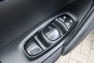 Nissan QASHQAI Nissan QASHQAI 1.2 DIG-T 116PK, Panoramadak, Clima, Navi, All Season Banden, etc. - afbeelding nr 30