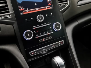 Renault Mégane Estate Automaat (APPLE CARPLAY, NAVIGATIE, DIGITAL COCKPIT, CAMERA, GETINT GLAS, SPORTSTOELEN, STOELVERWARMING, KEYLESS, PARKEERSENSOREN, NIEUWSTAAT) - afbeelding nr 9