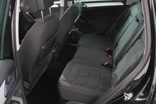 Volkswagen Tiguan Volkswagen Tiguan 1.5 TSI 150pk DSG Comfortline Volkswagen Tiguan 1.5 TSI 150pk DSG ACT Comfortline | Navigatie | Apple Carplay/Android Auto | Climate Control | Electrische achterklep | Digitale Cockpit - afbeelding nr 12