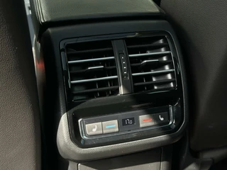 Volkswagen Passat Volkswagen Passat Variant 1.8 TSI HIGHLINE FACELIFT, PANO, NAVI, CRUISE, LEDER/ALCANTARA, ECC-AIRCO, DIGITAL, KEYLESS, ERGO-COMFORT, LICHTMETAAL 17