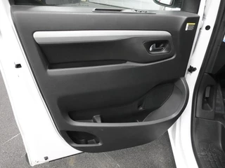 Opel Vivaro Opel Vivaro 2.0 CDTI L3H1 145pk Dubbele Cabine Edition Navigatie Trekhaak Cruise control Airco - afbeelding nr 17